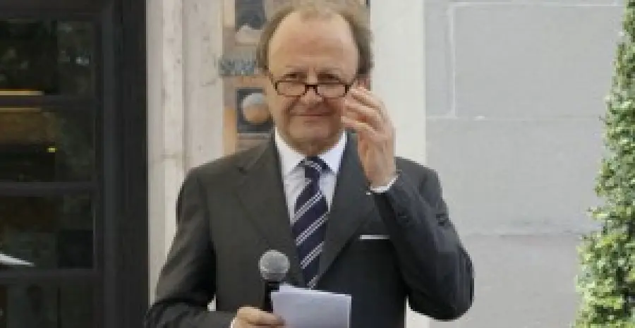 Riconoscimenti e incarichi di Ettore Sansavini